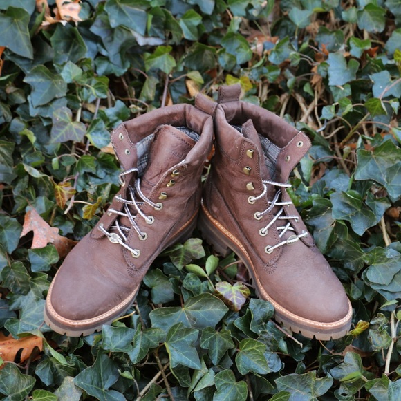 Women’s Size 11 Timberland Boots - Picture 2 of 4